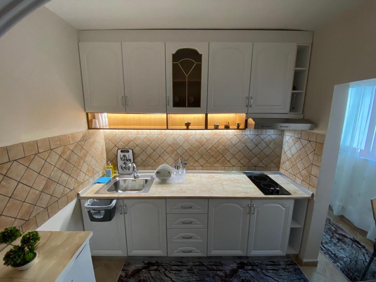 Lucas Apartment 2 Tiranë Ngoại thất bức ảnh